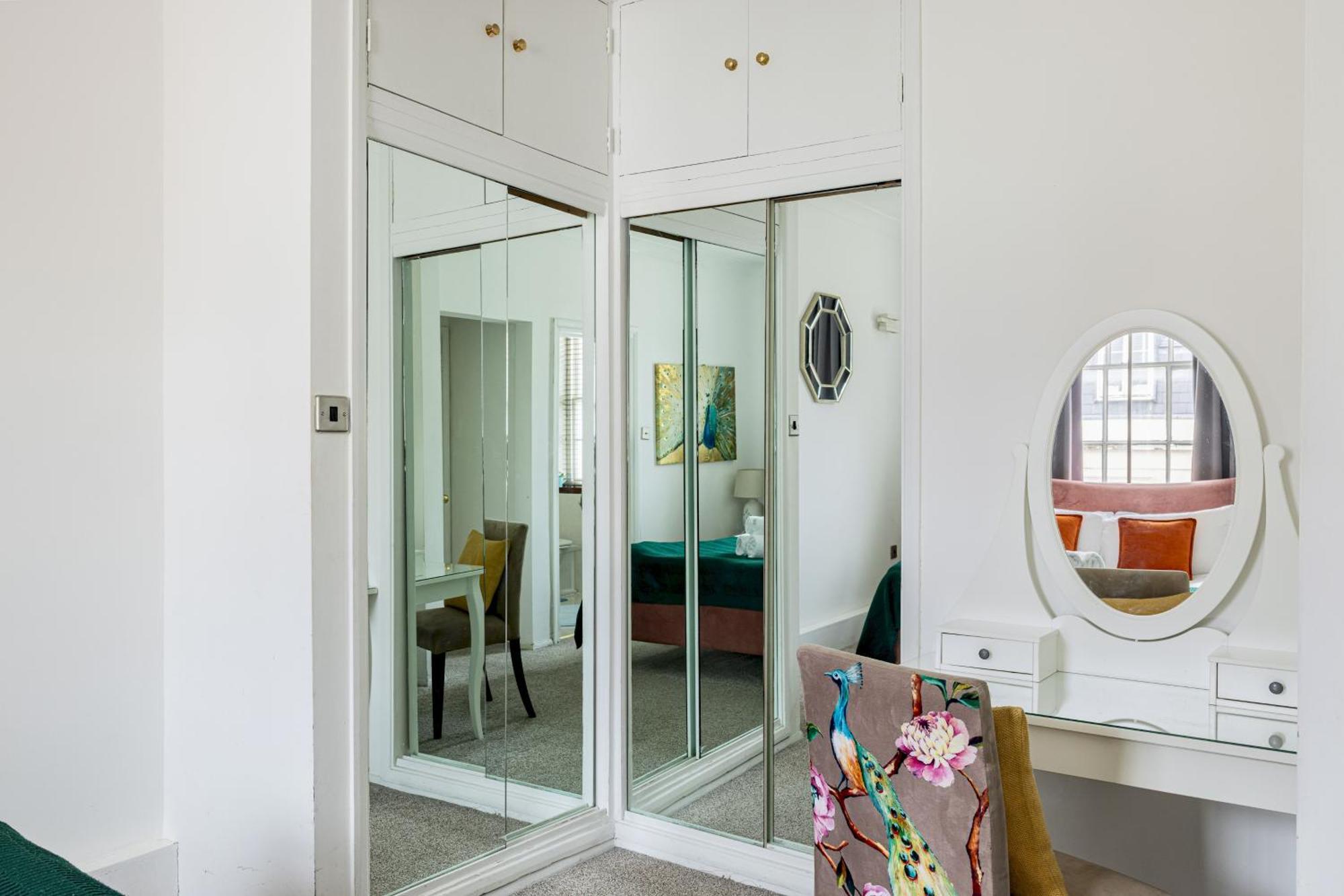 Picktheplace Lancaster Gate Лондон Екстериор снимка